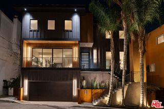 3601 Dixie Canyon Avenue, Sherman Oaks, CA 91423