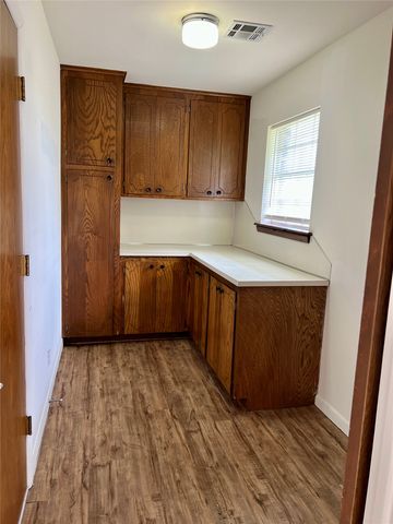 9022 E 30 Street, Tulsa, OK 74129