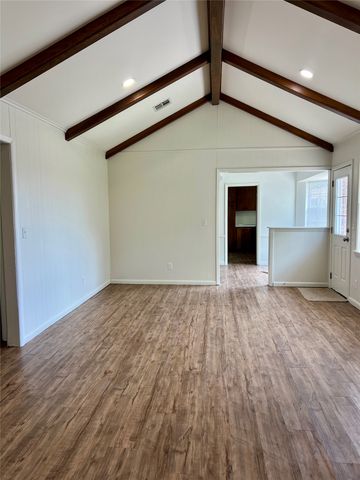 9022 E 30 Street, Tulsa, OK 74129