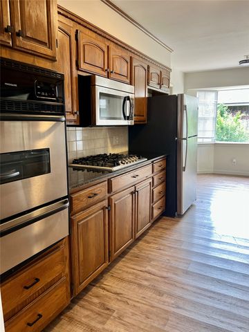 9022 E 30 Street, Tulsa, OK 74129