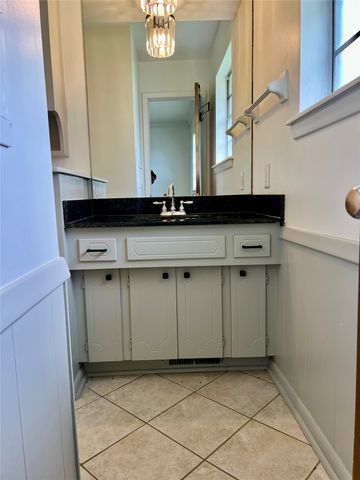 9022 E 30 Street, Tulsa, OK 74129