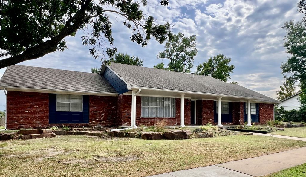 9022 E 30 Street, Tulsa, OK 74129