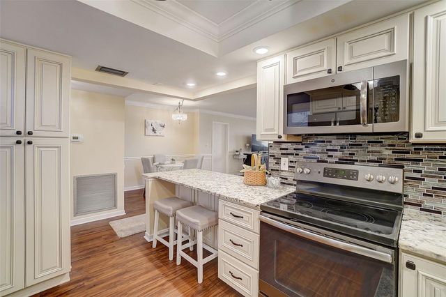 5108 BRITTANY DRIVE S 205, St Petersburg, FL 33715
