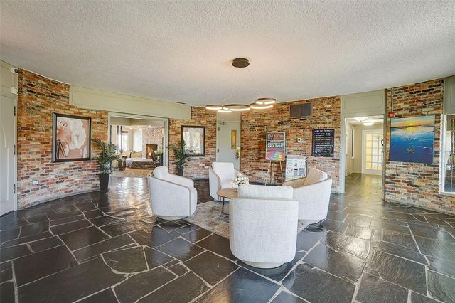 5108 BRITTANY DRIVE S 205, St Petersburg, FL 33715