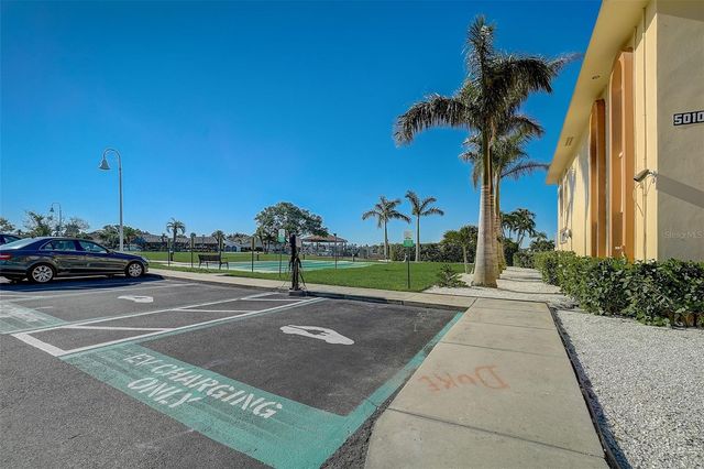 5108 BRITTANY DRIVE S 205, St Petersburg, FL 33715