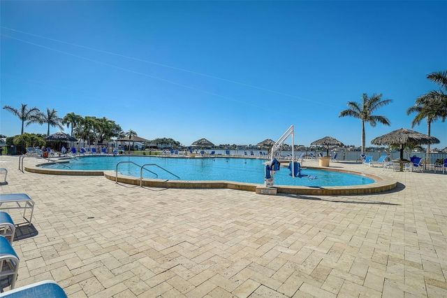 5108 BRITTANY DRIVE S 205, St Petersburg, FL 33715