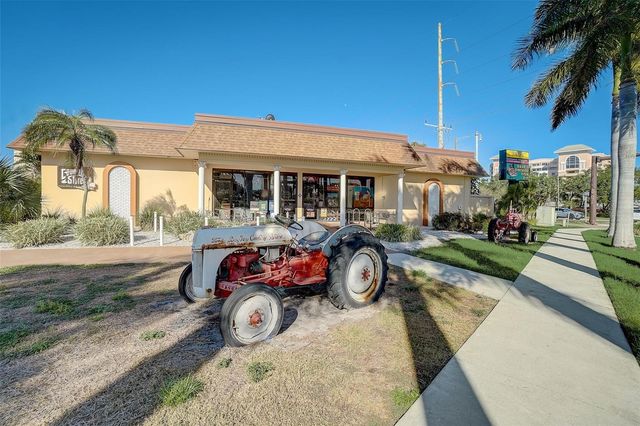 5108 BRITTANY DRIVE S 205, St Petersburg, FL 33715