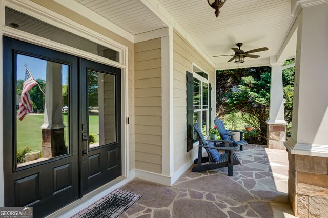 221 Chasewood Lane, Senoia, GA 30276