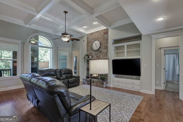 221 Chasewood Lane, Senoia, GA 30276