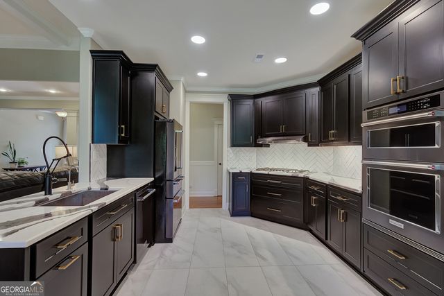 221 Chasewood Lane, Senoia, GA 30276