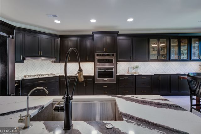221 Chasewood Lane, Senoia, GA 30276