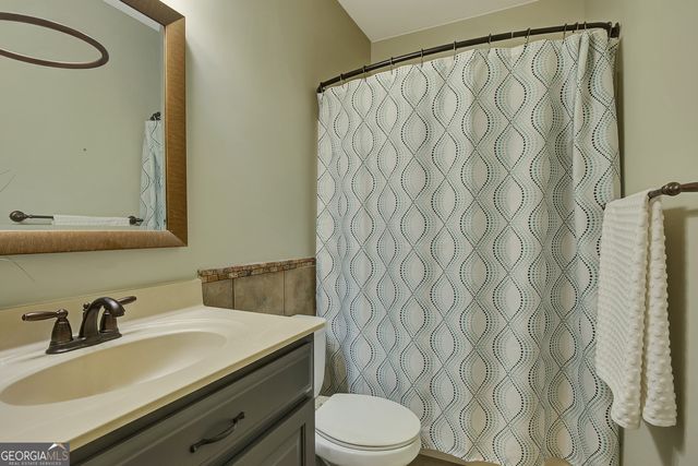 221 Chasewood Lane, Senoia, GA 30276