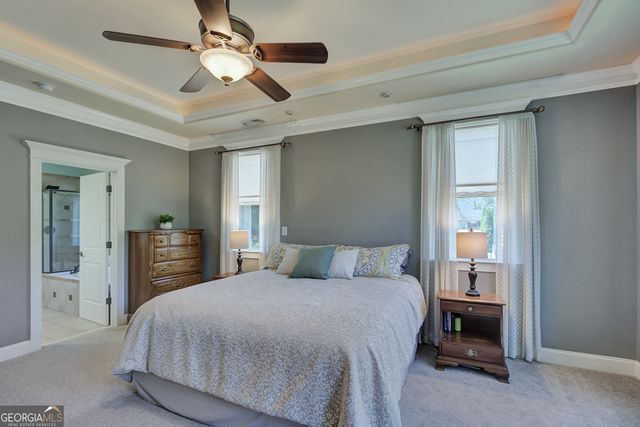 221 Chasewood Lane, Senoia, GA 30276