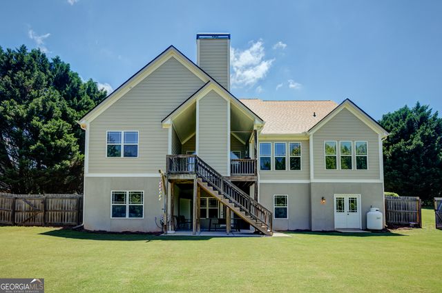 221 Chasewood Lane, Senoia, GA 30276