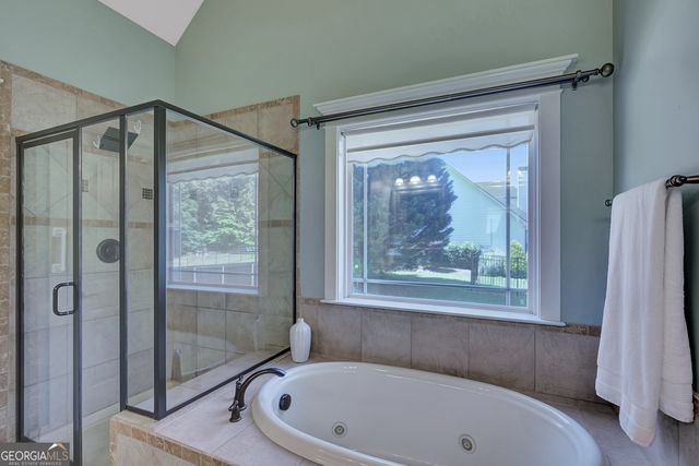 221 Chasewood Lane, Senoia, GA 30276
