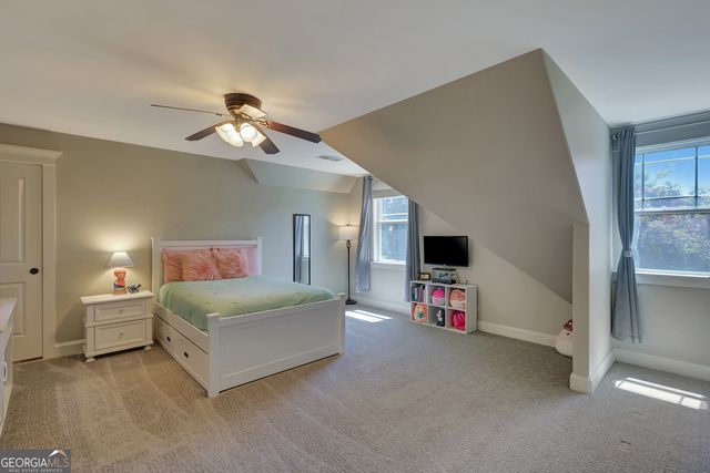 221 Chasewood Lane, Senoia, GA 30276