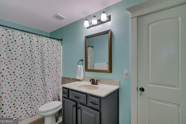 221 Chasewood Lane, Senoia, GA 30276