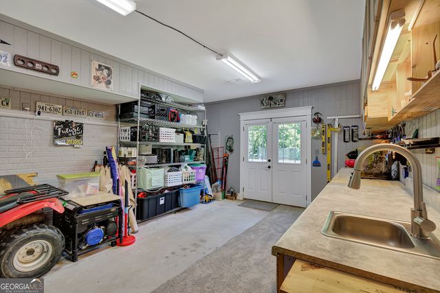 221 Chasewood Lane, Senoia, GA 30276