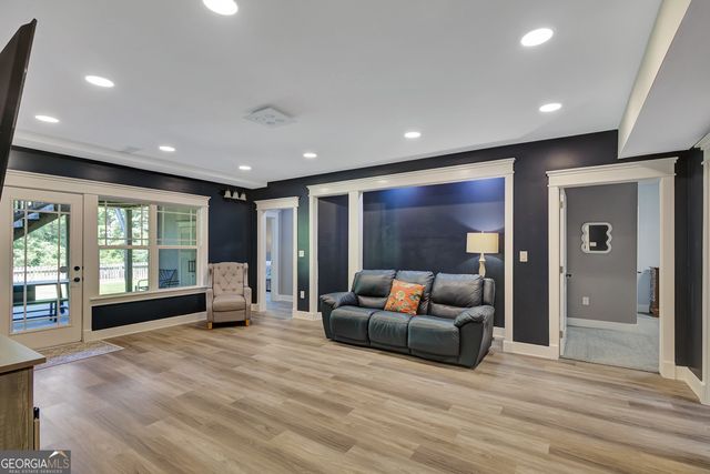 221 Chasewood Lane, Senoia, GA 30276