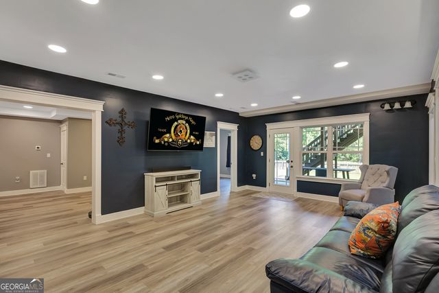 221 Chasewood Lane, Senoia, GA 30276