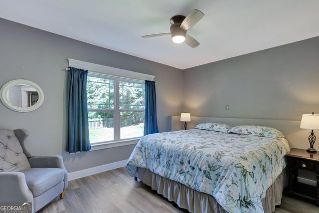 221 Chasewood Lane, Senoia, GA 30276