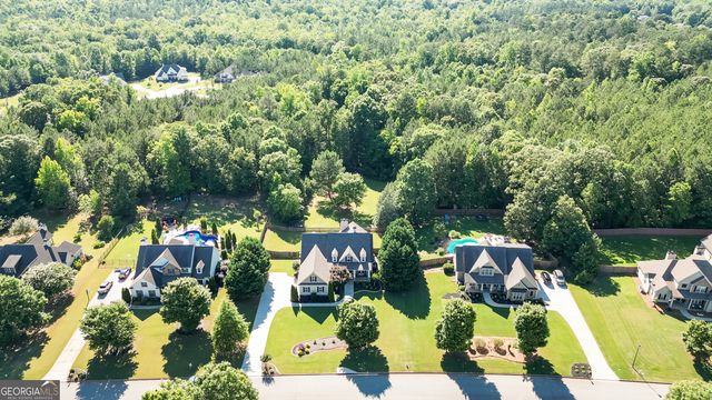 221 Chasewood Lane, Senoia, GA 30276