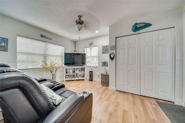 7440 Fillmore Street, Hollywood, FL 33024