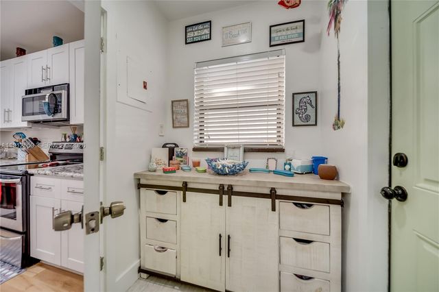 7440 Fillmore Street, Hollywood, FL 33024