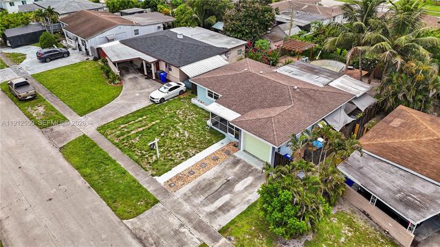 7440 Fillmore Street, Hollywood, FL 33024