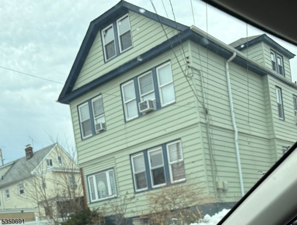 6 Dayton 2, Elizabeth City, NJ 07202