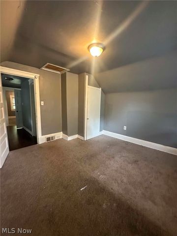 4263 E 163 Street, Cleveland, OH 44128