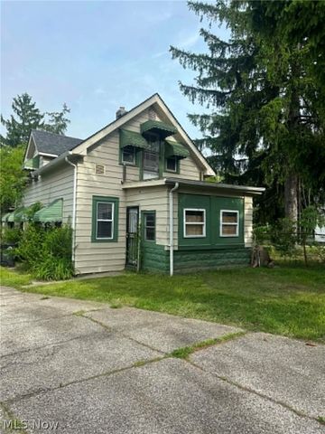 4263 E 163 Street, Cleveland, OH 44128