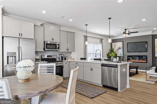 124 Trinity Drive 49, Auburn, GA 30011