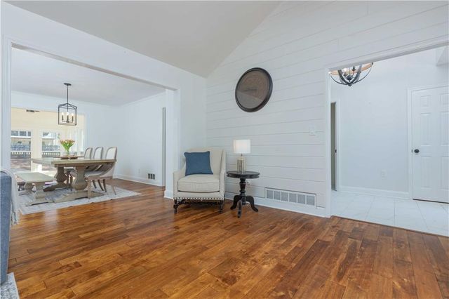 285 Seventeenth Fairway, Roswell, GA 30076