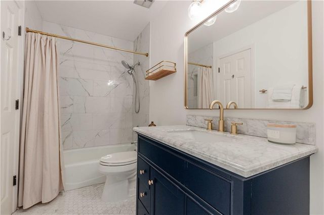 285 Seventeenth Fairway, Roswell, GA 30076