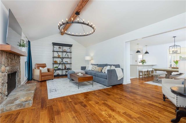 285 Seventeenth Fairway, Roswell, GA 30076