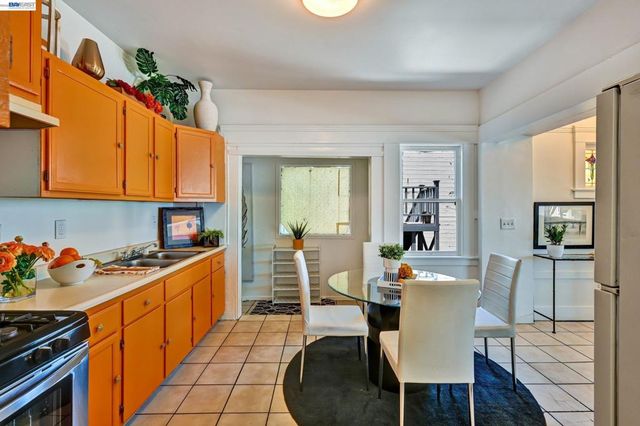 1047 Hanover, Daly City, CA 94014