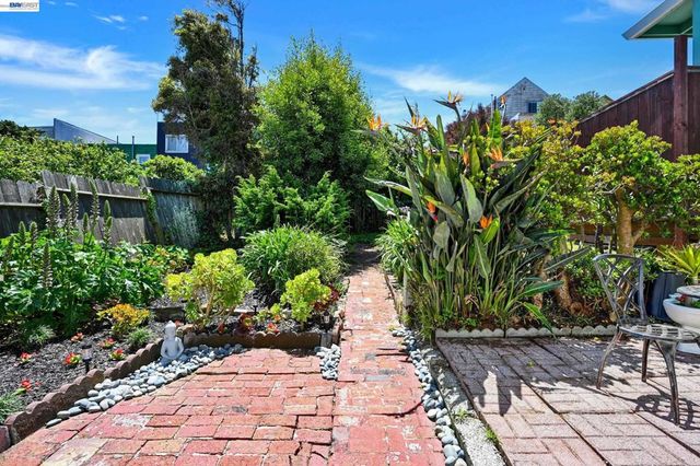 1047 Hanover, Daly City, CA 94014
