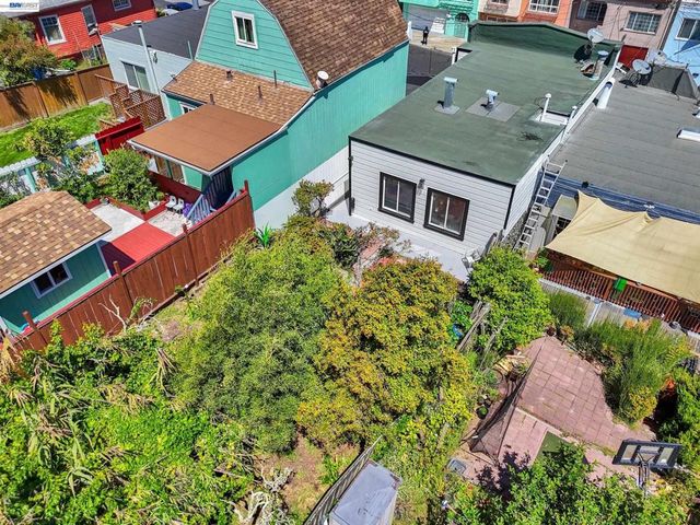 1047 Hanover, Daly City, CA 94014