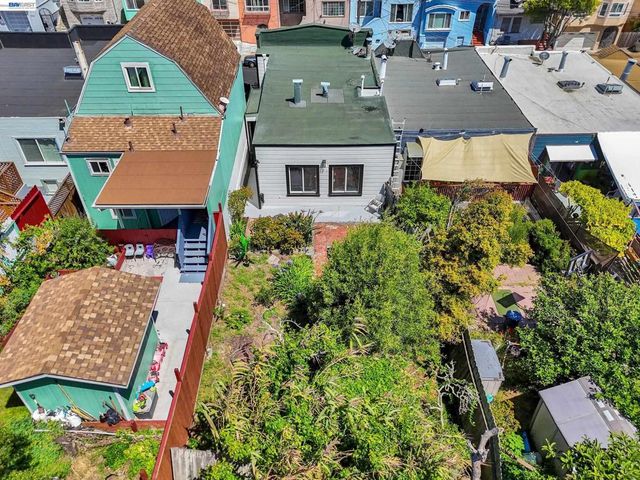 1047 Hanover, Daly City, CA 94014