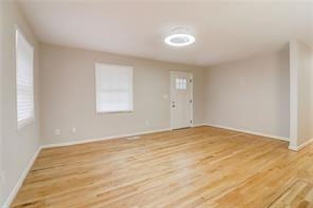 1101 White Oak Avenue, Atlanta, GA 30310