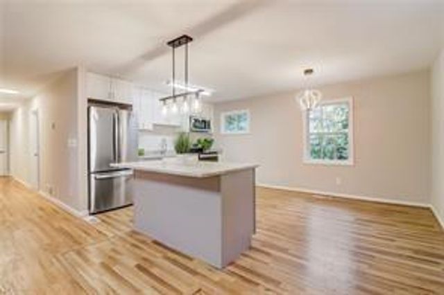 1101 White Oak Avenue, Atlanta, GA 30310