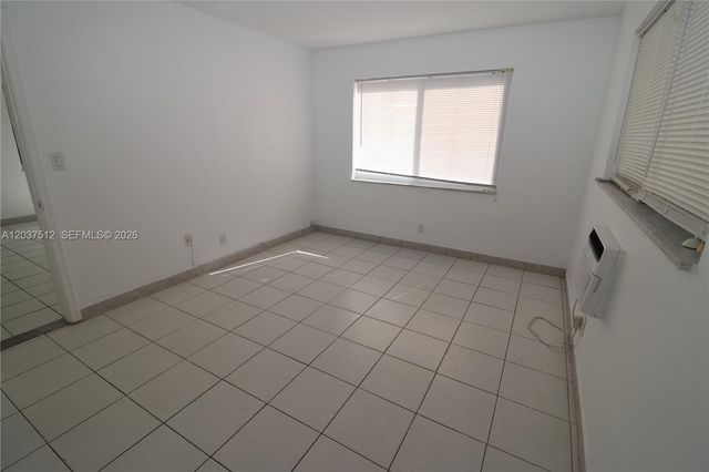 59 NW 37th Street 5, Oakland Park, FL 33309