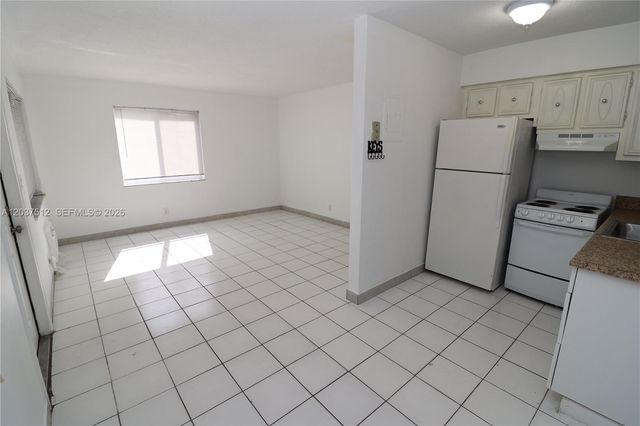59 NW 37th Street 5, Oakland Park, FL 33309