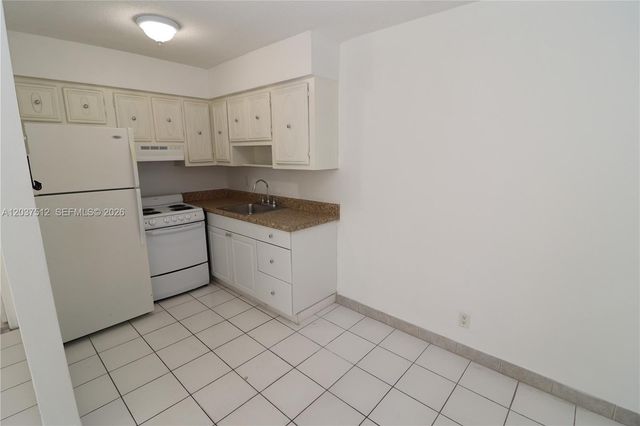 59 NW 37th Street 5, Oakland Park, FL 33309