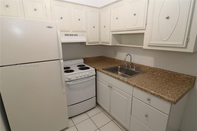 59 NW 37th Street 5, Oakland Park, FL 33309