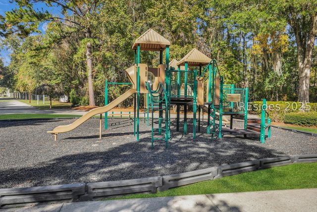 822 Bakers Ct, Bluffton, SC 29910