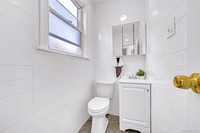 5618 Sylvan Avenue, Bronx, NY 10471