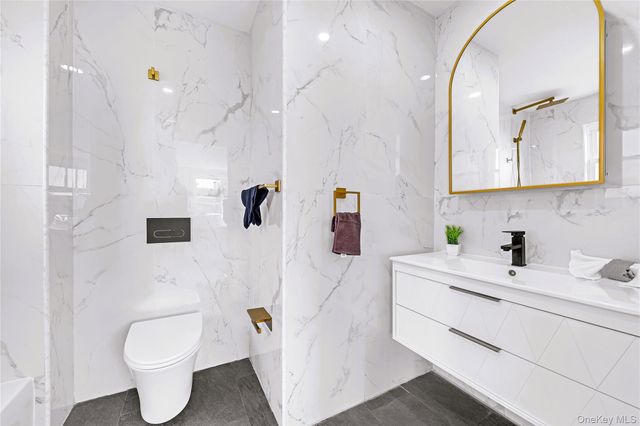 5618 Sylvan Avenue, Bronx, NY 10471