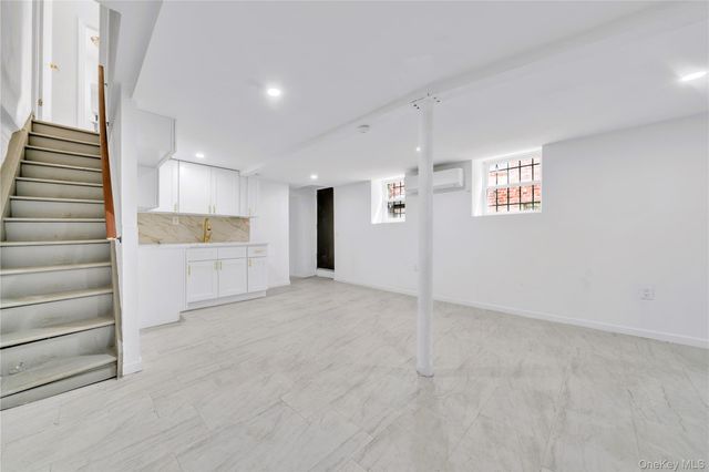 5618 Sylvan Avenue, Bronx, NY 10471